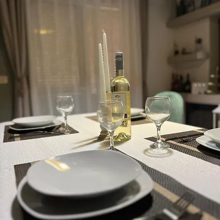 Theomar アパート *